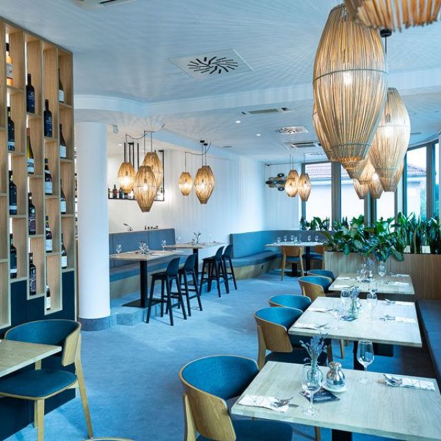 Fine Restaurant & Apartments